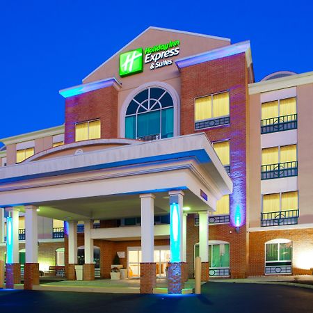 Holiday Inn Express Hotel & Suites Woodbridge, An Ihg Hotel Extérieur photo