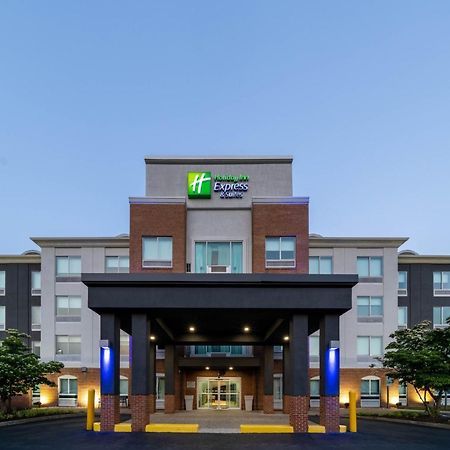 Holiday Inn Express Hotel & Suites Woodbridge, An Ihg Hotel Extérieur photo